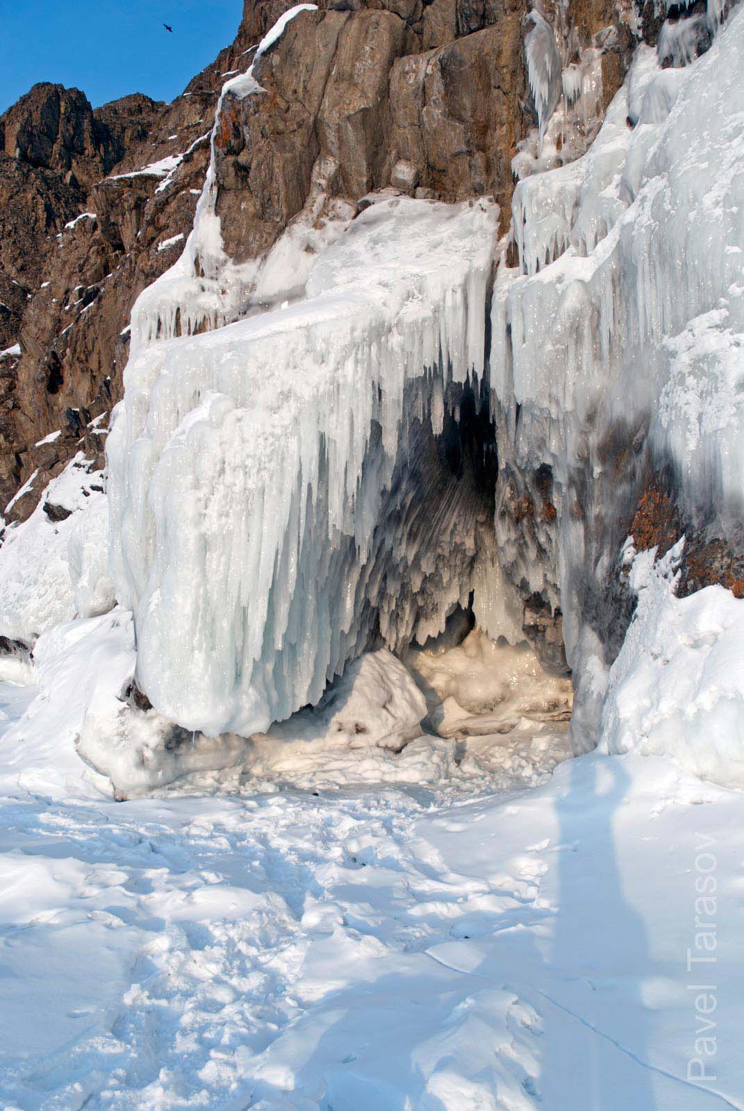В этой пещере на Хобое я ночевал