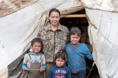 Соня и дети