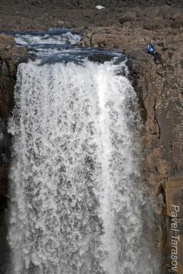 Сева и водопад