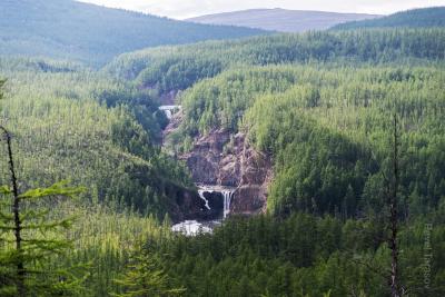 Водопады на правом притоке Яктали