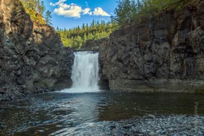Водопадик на левом притоке