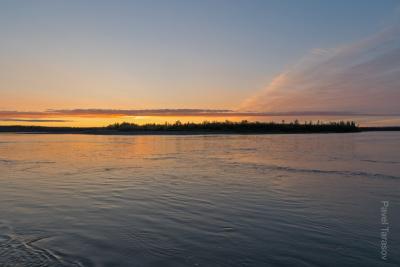 Закат на реке Хета