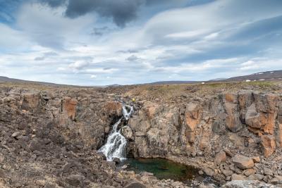 Водопад на ручье Хихикаль
