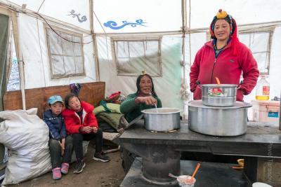 Тибетская семья